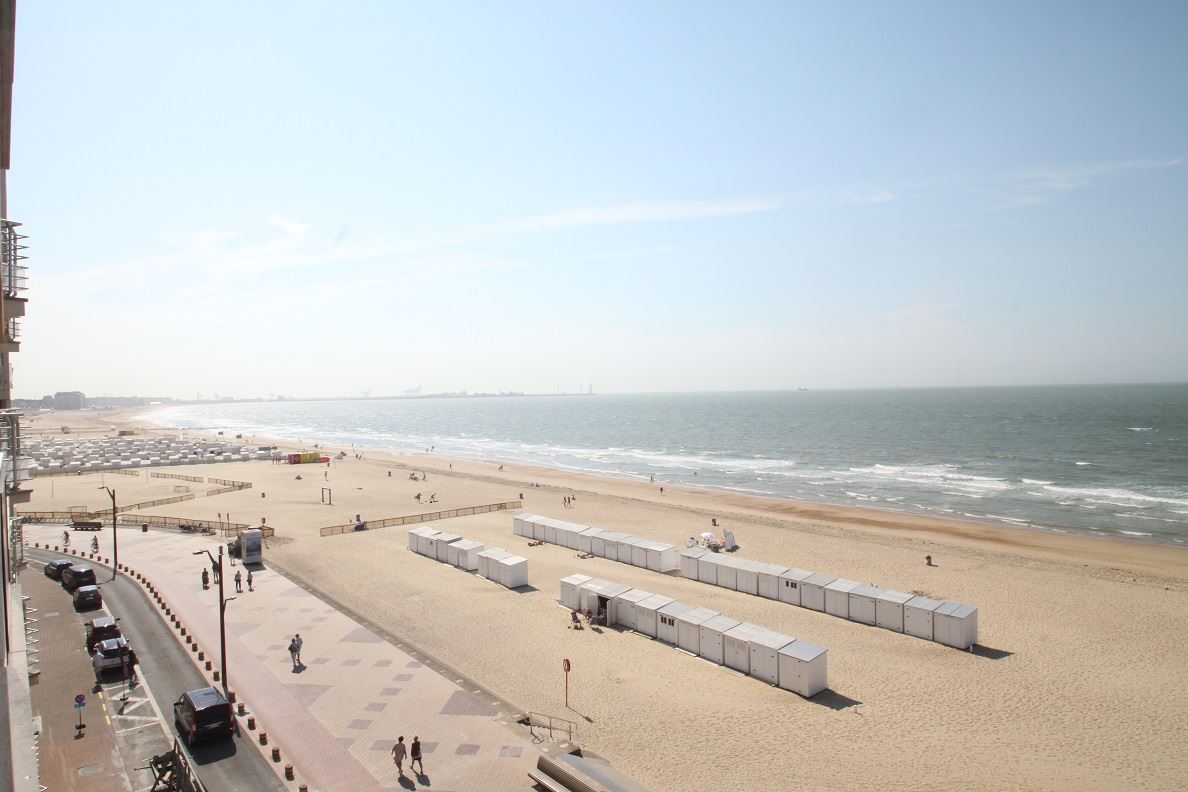 Studio met frontaal zeezicht nabij het Centrum van Knokke-Heist.